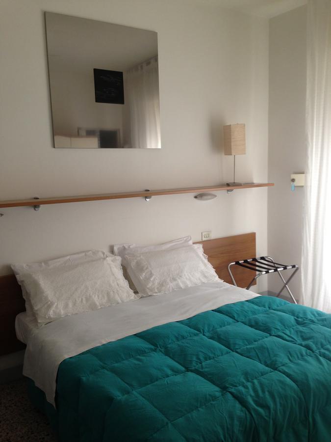 Hotel Baia Terminus Cattolica Esterno foto