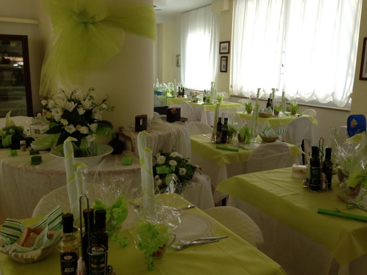 Hotel Baia Terminus Cattolica Esterno foto